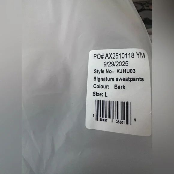 Comfrt nwt signature sweatpants BARK size Large - Picture 4 of 4